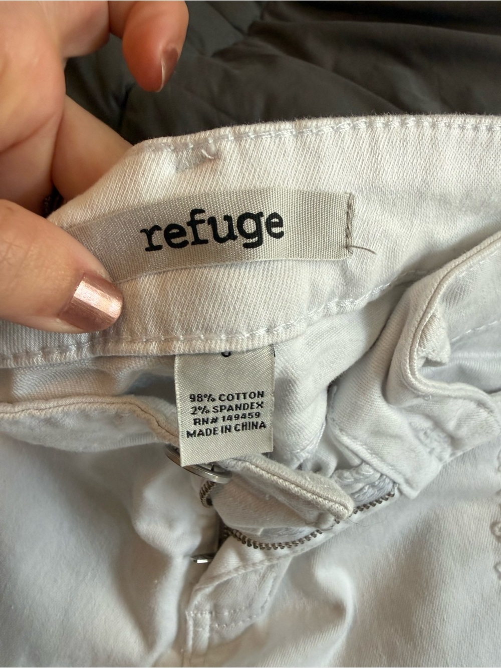 refuge White Distressed Skinny Jeans - Picture 3 of 3